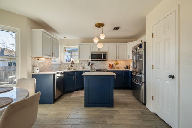 164 Johnnys WAY, Kyle, TX 78640