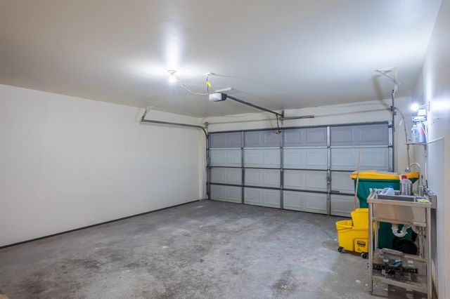 2738 Royal Thistle Drive, Houston, TX 77088