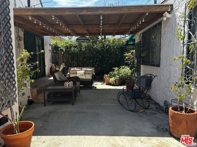 863 Commonwealth Avenue, Venice, CA 90291