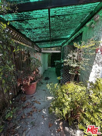 863 Commonwealth Avenue, Venice, CA 90291