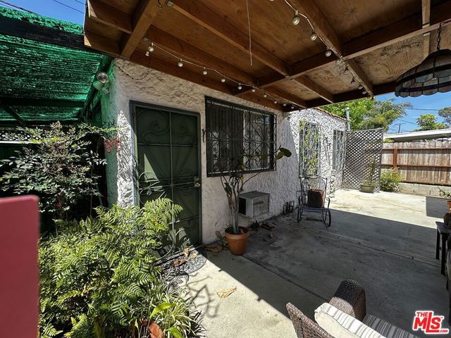 863 Commonwealth Avenue, Venice, CA 90291