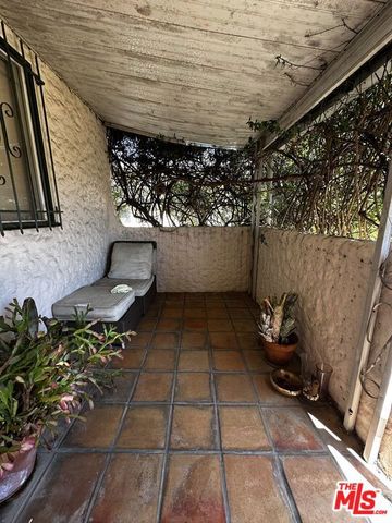 863 Commonwealth Avenue, Venice, CA 90291