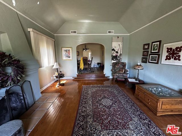 863 Commonwealth Avenue, Venice, CA 90291