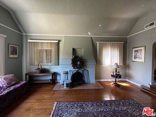 863 Commonwealth Avenue, Venice, CA 90291