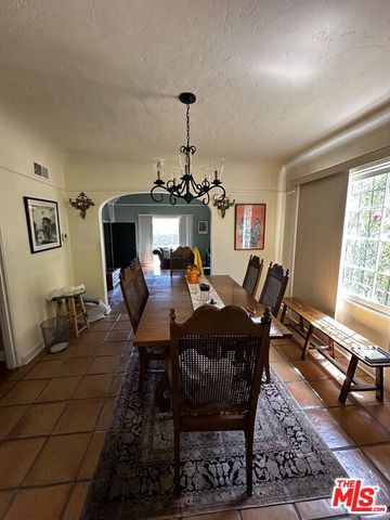 863 Commonwealth Avenue, Venice, CA 90291