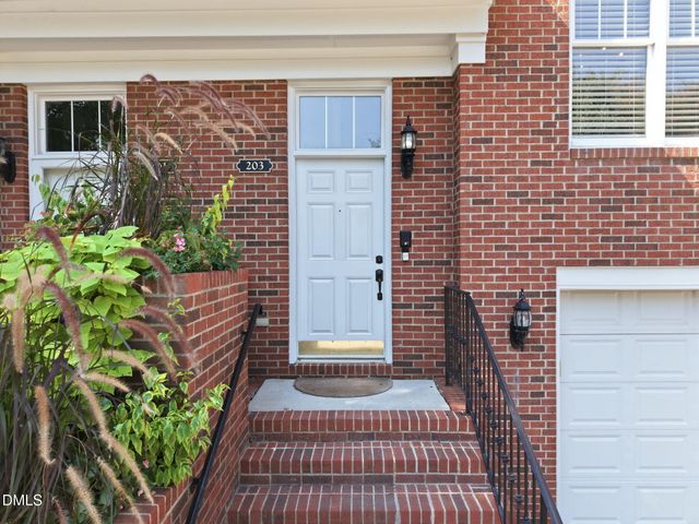 203 Ashton Hall Lane, Raleigh, NC 27609