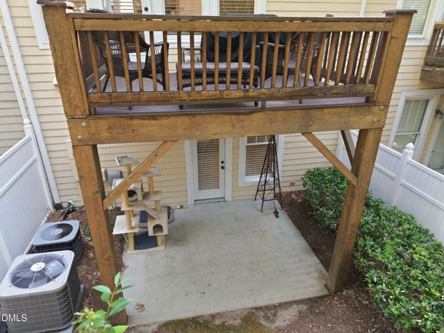 203 Ashton Hall Lane, Raleigh, NC 27609
