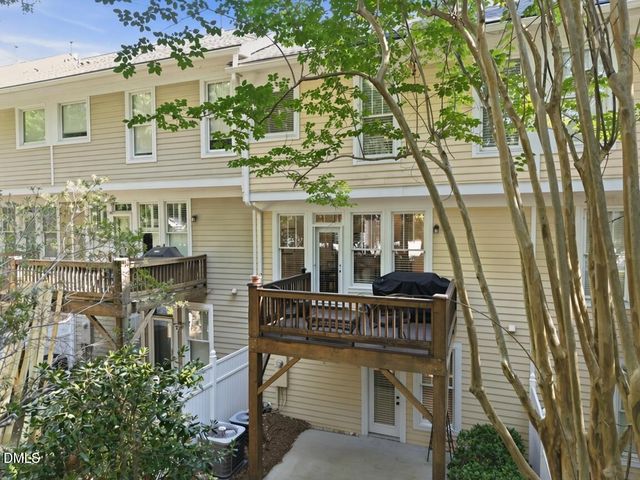 203 Ashton Hall Lane, Raleigh, NC 27609