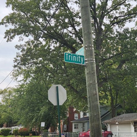 17609 TRINITY Street, Detroit, MI 48219