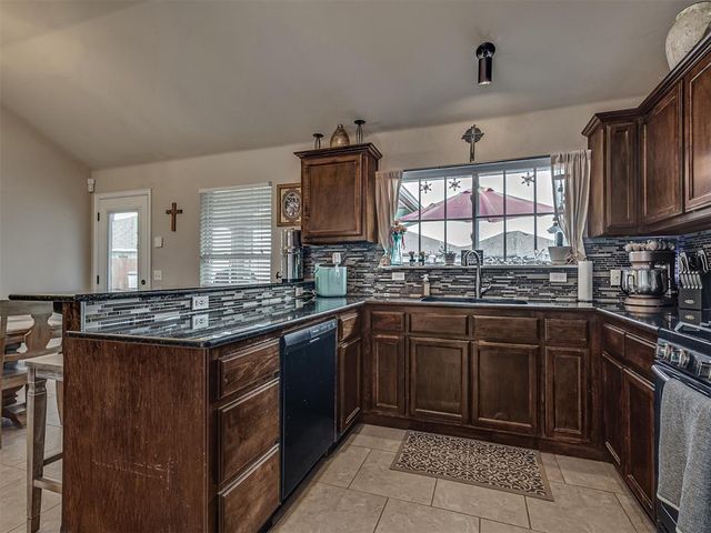 2108 Manderly Court, Norman, OK 73026