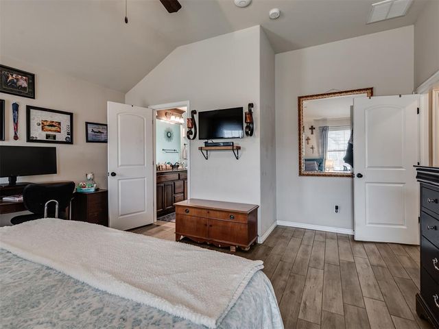 2108 Manderly Court, Norman, OK 73026
