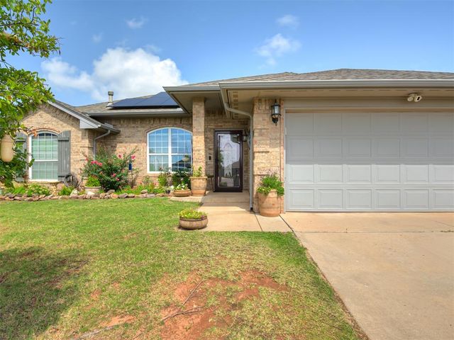 2108 Manderly Court, Norman, OK 73026