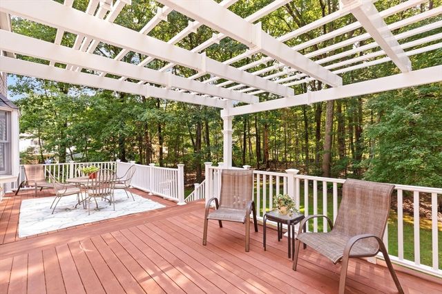 368 Acton Rd, Chelmsford, MA 01824