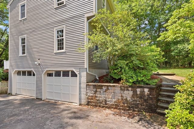 368 Acton Rd, Chelmsford, MA 01824