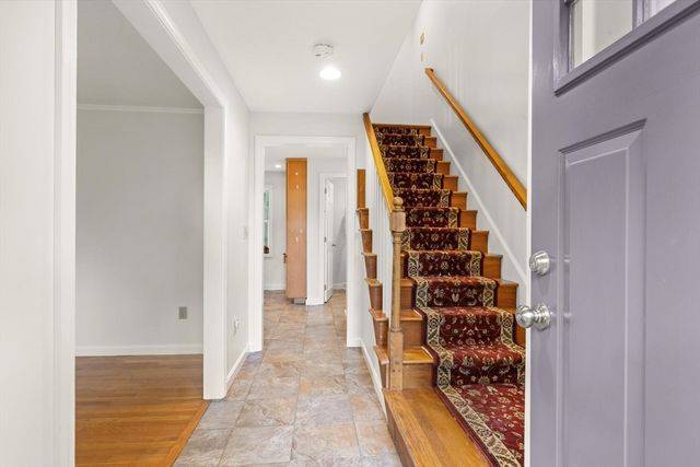 368 Acton Rd, Chelmsford, MA 01824