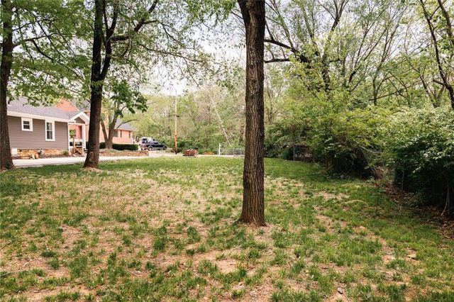 407 S College Avenue, Fayetteville, AR 72701