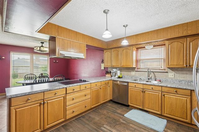 11613 Century Drive, Oklahoma City, OK 73162