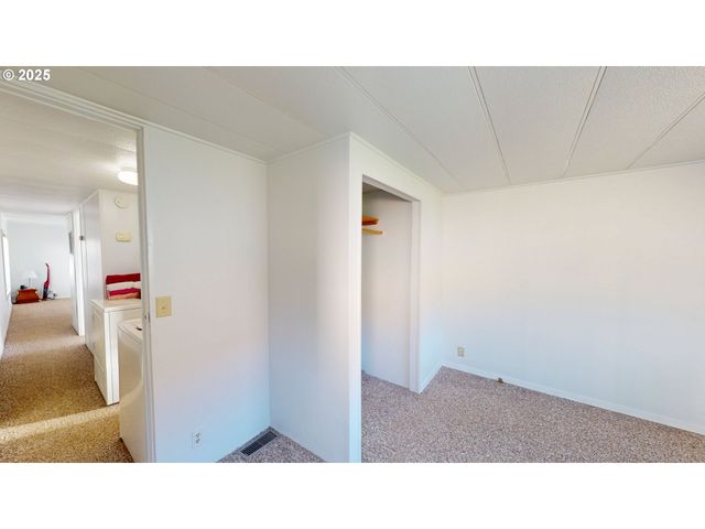 15765 S HIGHWAY 101 4, Brookings, OR 97415