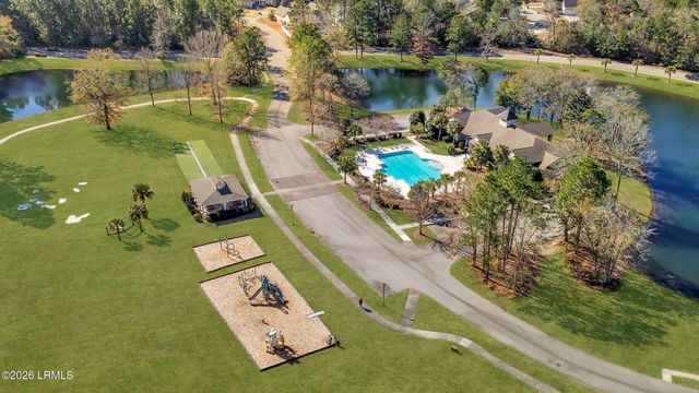 48 Lakes Crossing, Bluffton, SC 29910