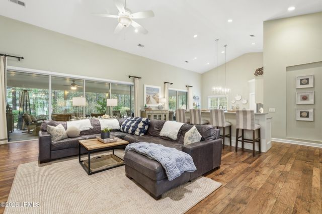 48 Lakes Crossing, Bluffton, SC 29910