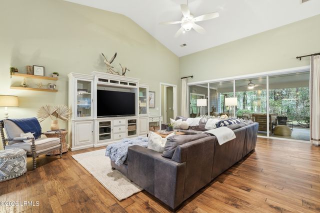 48 Lakes Crossing, Bluffton, SC 29910