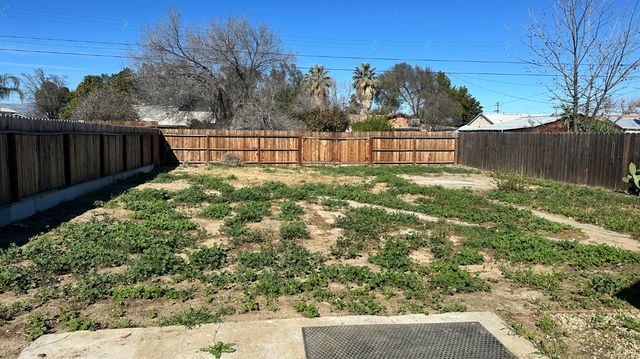 749 E Pleasant Street, Coalinga, CA 93210
