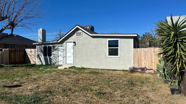 749 E Pleasant Street, Coalinga, CA 93210