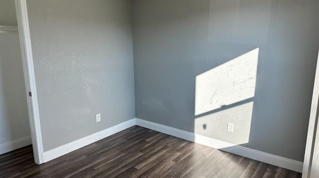 749 E Pleasant Street, Coalinga, CA 93210