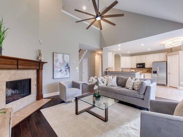421 Shady Oaks Drive, Murphy, TX 75094