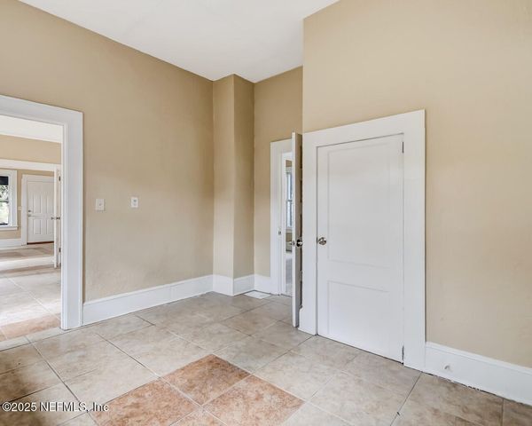 411 KING Street, Jacksonville, FL 32204