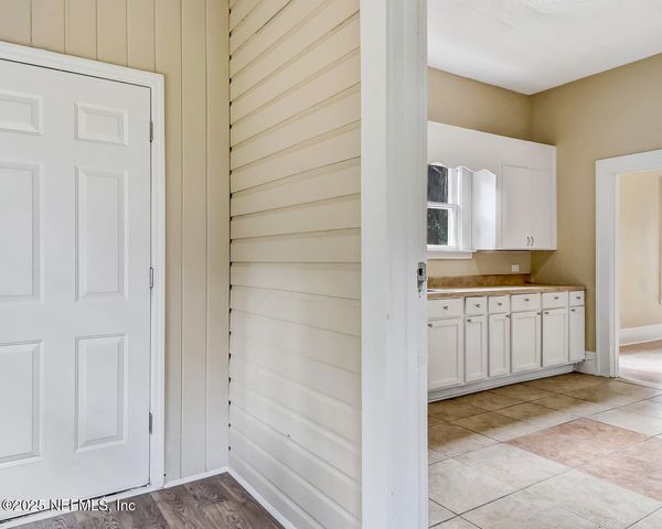 411 KING Street, Jacksonville, FL 32204