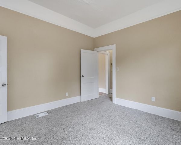 411 KING Street, Jacksonville, FL 32204