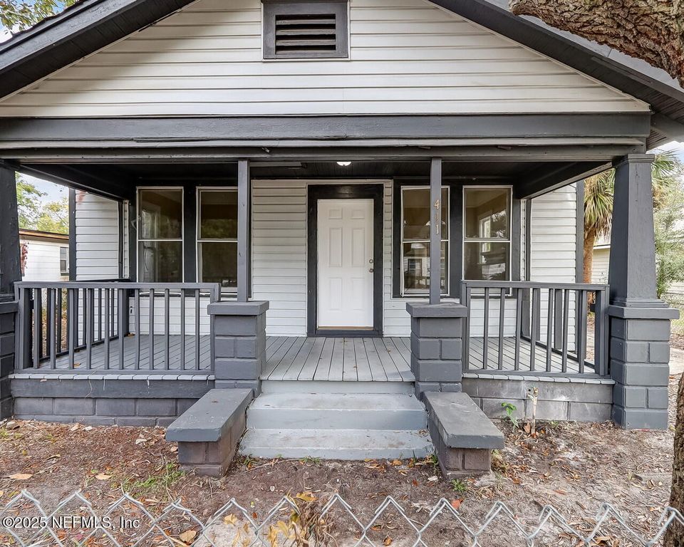 411 KING Street, Jacksonville, FL 32204