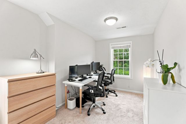59 Riley Rd 59, Tyngsborough, MA 01879