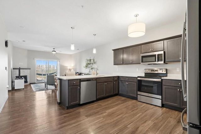 2871 Spring Rose Circle 201, Coralville, IA 52241