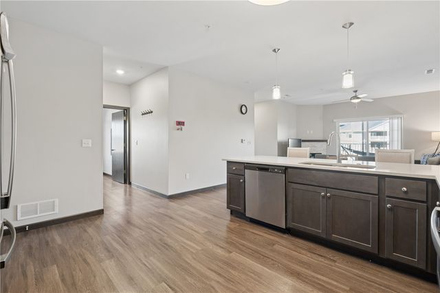 2871 Spring Rose Circle 201, Coralville, IA 52241