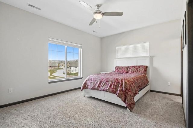 2871 Spring Rose Circle 201, Coralville, IA 52241