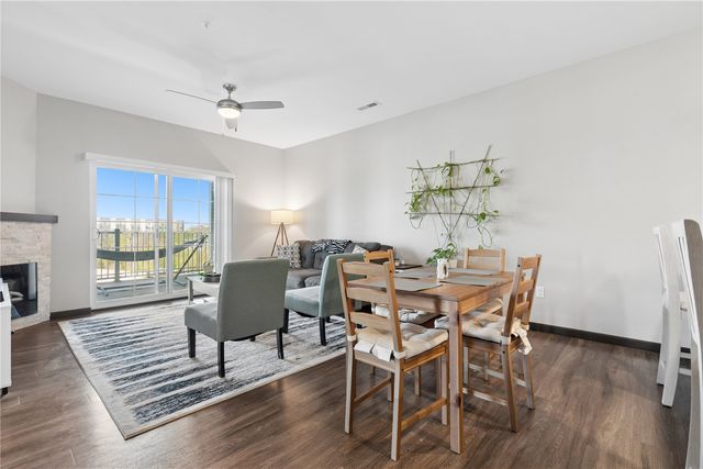 2871 Spring Rose Circle 201, Coralville, IA 52241