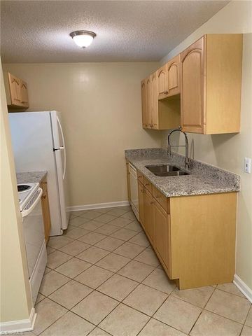 5639 Hornaday Road G, Greensboro, NC 27409