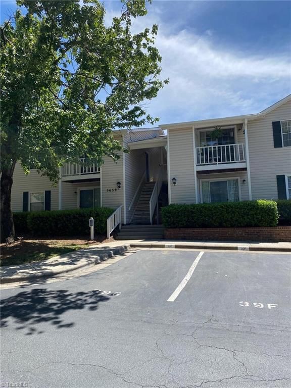 5639 Hornaday Road G, Greensboro, NC 27409