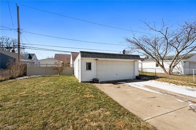 280 E 328th Street, Willowick, OH 44095