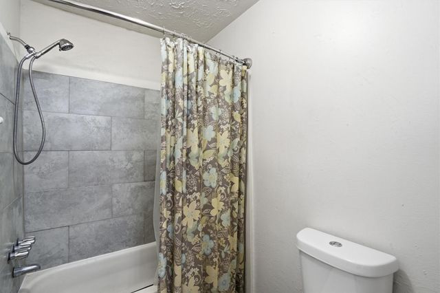 16131 Highlander Drive, Houston, TX 77082