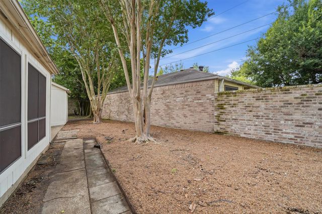 16131 Highlander Drive, Houston, TX 77082