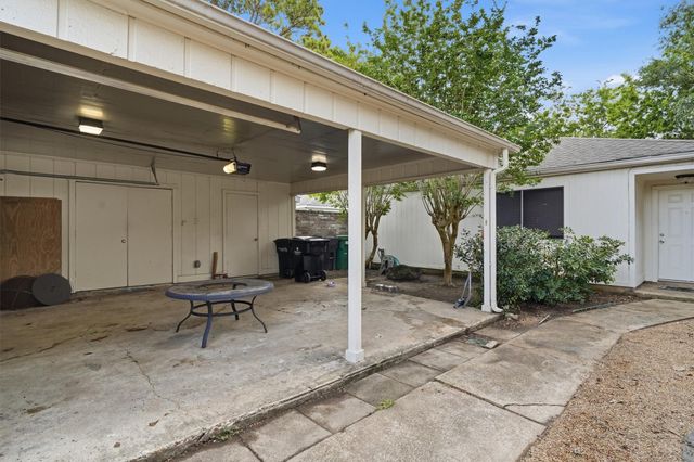 16131 Highlander Drive, Houston, TX 77082