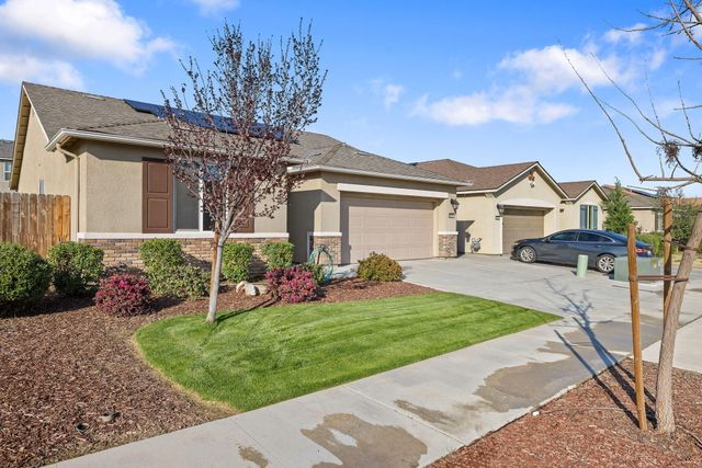 3516 E Seeger Avenue, Visalia, CA 93292