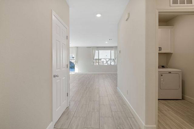 3516 E Seeger Avenue, Visalia, CA 93292