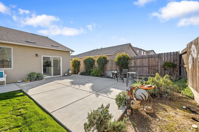 3516 E Seeger Avenue, Visalia, CA 93292