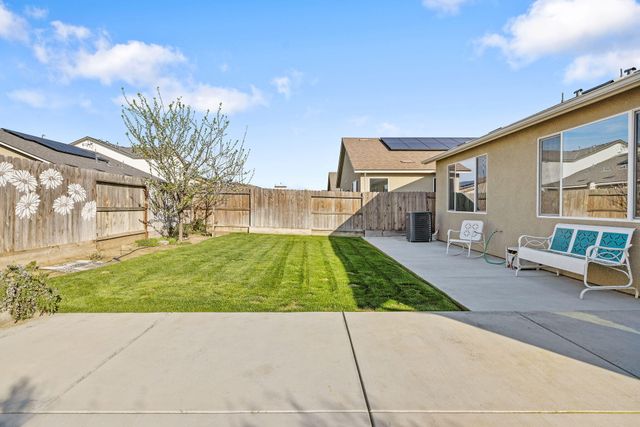 3516 E Seeger Avenue, Visalia, CA 93292