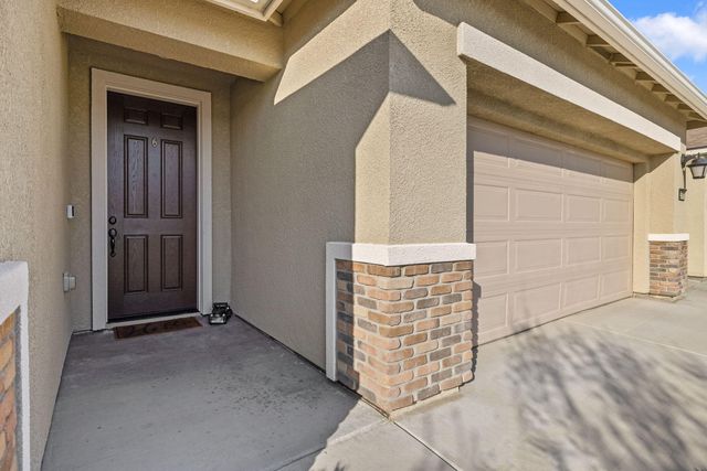 3516 E Seeger Avenue, Visalia, CA 93292