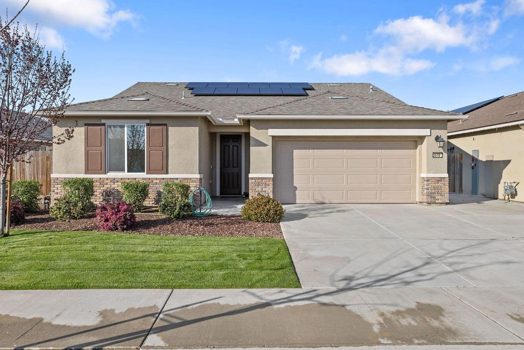 3516 E Seeger Avenue, Visalia, CA 93292